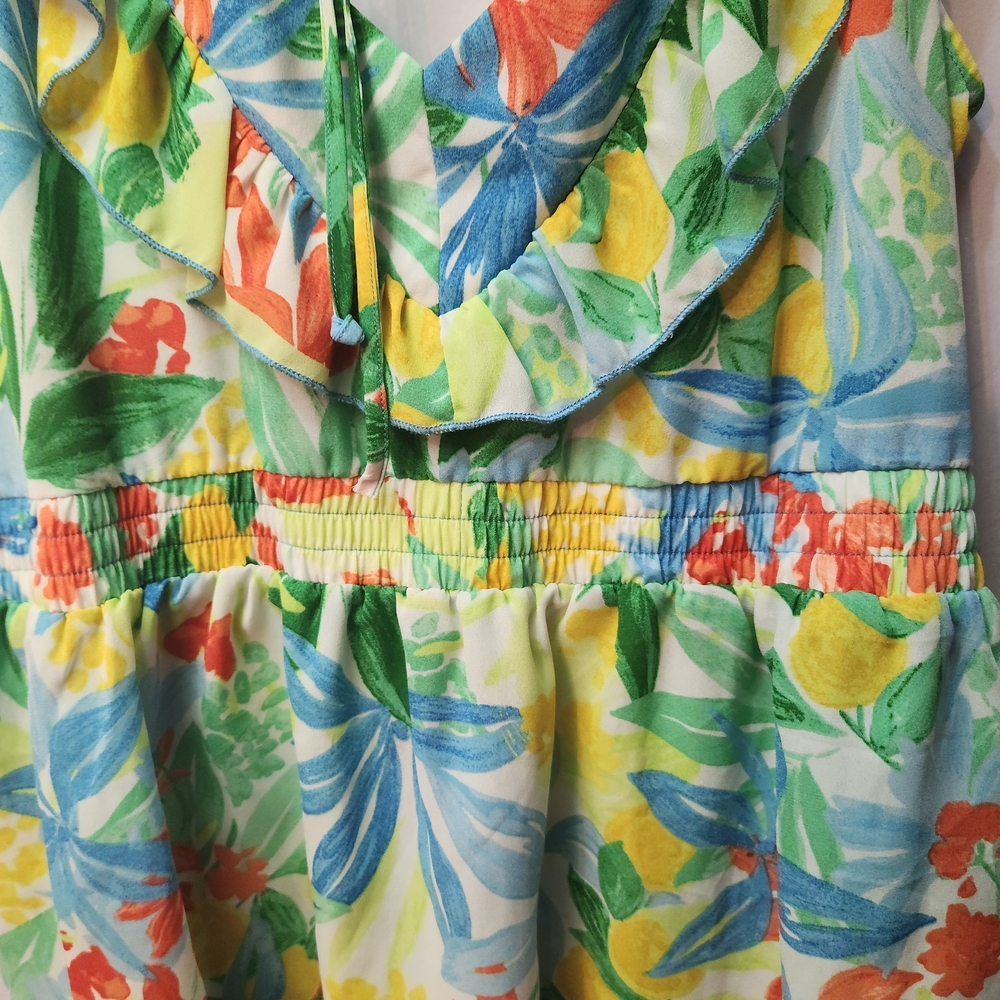 Tropical Floral Ruffle V-Neck Blouse - Picture 4 of 7